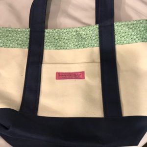 Vineyard vines purse